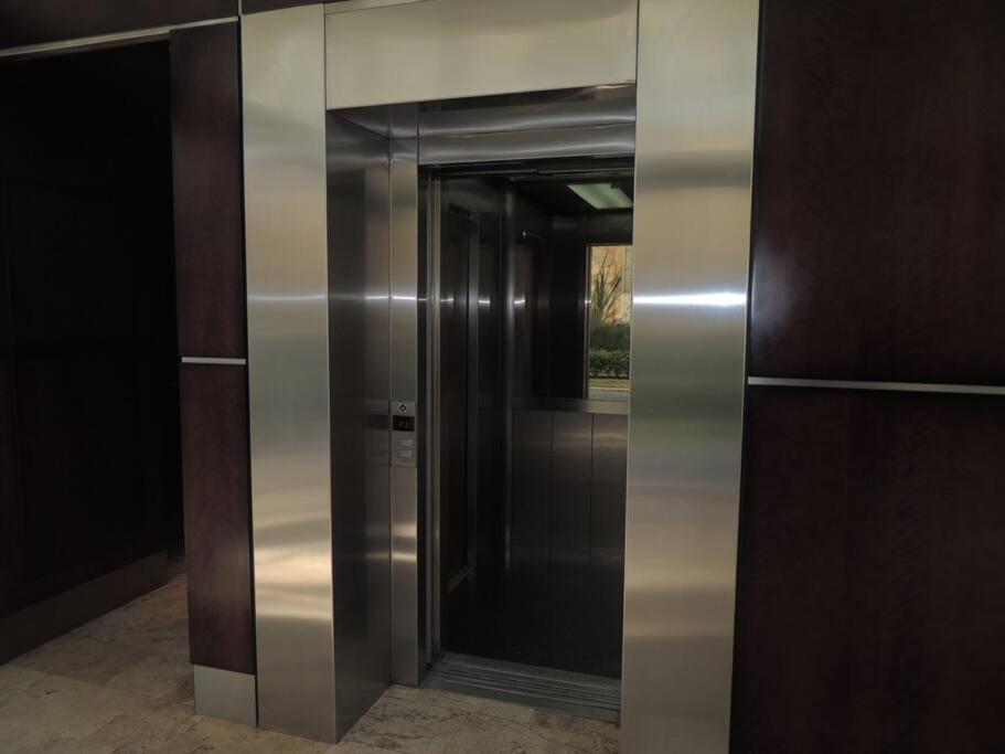 Luxury Oro Tower Palermo Soho, 2 Bedroom *